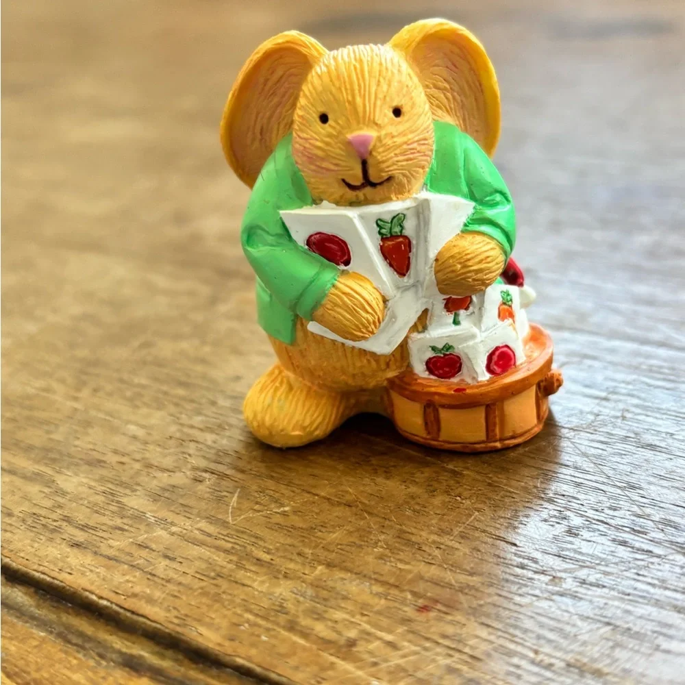1993 Harvest Hill Easter Bunny Shelf- Collectibles Antiques Handcrafted